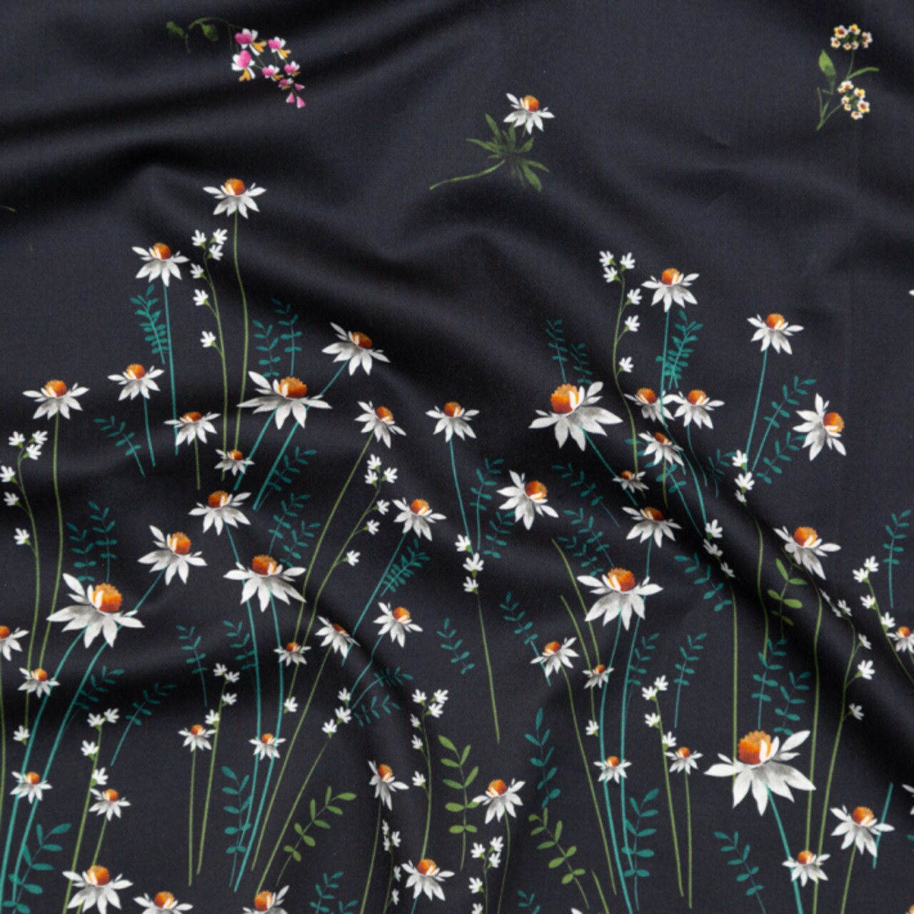 1 Yard Stretch Cotton Sateen Black Beauty Daisy Floral Panel Fabric 55 inch Wide